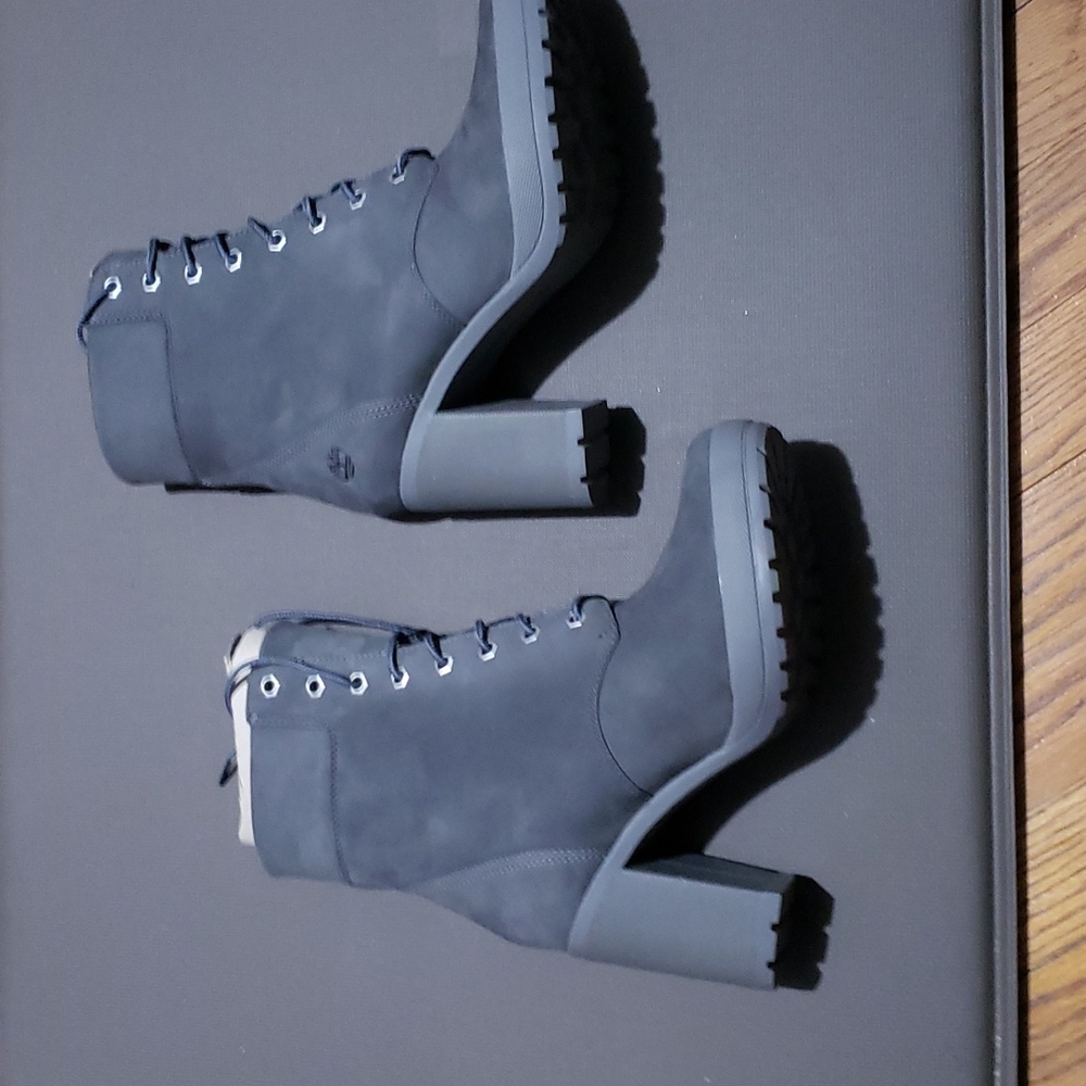 Timberland Camdale 6inch boot -Size 8.5